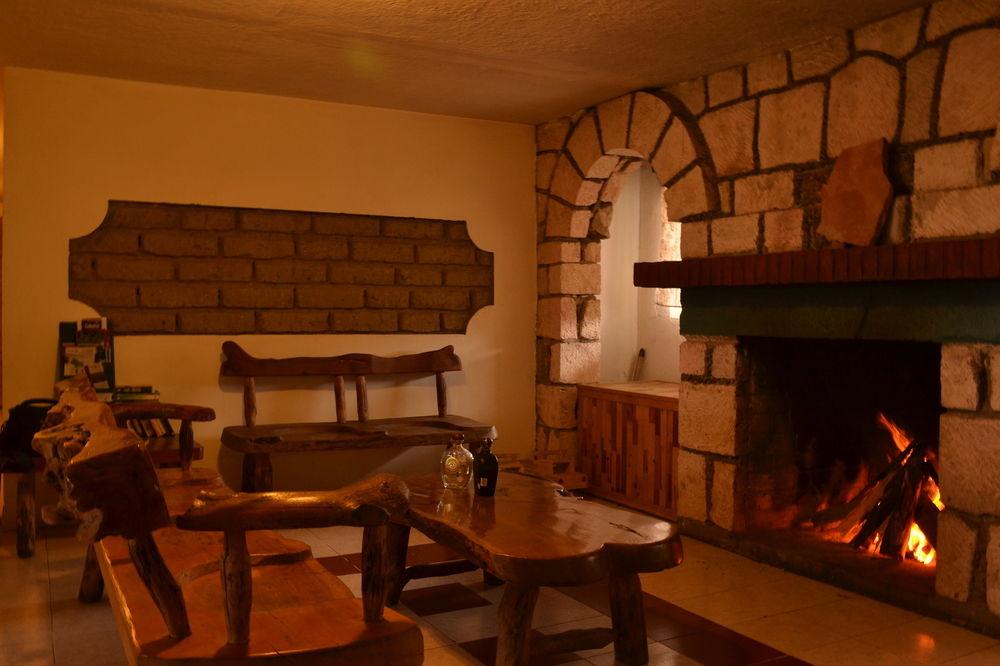 Hotel Posada Del Cobre Creel Kültér fotó